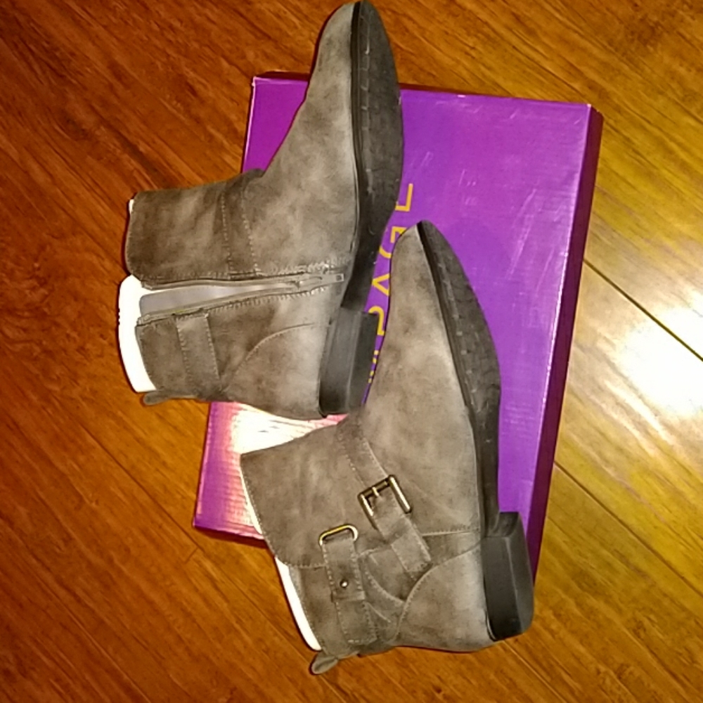 Gray Rampage Booties